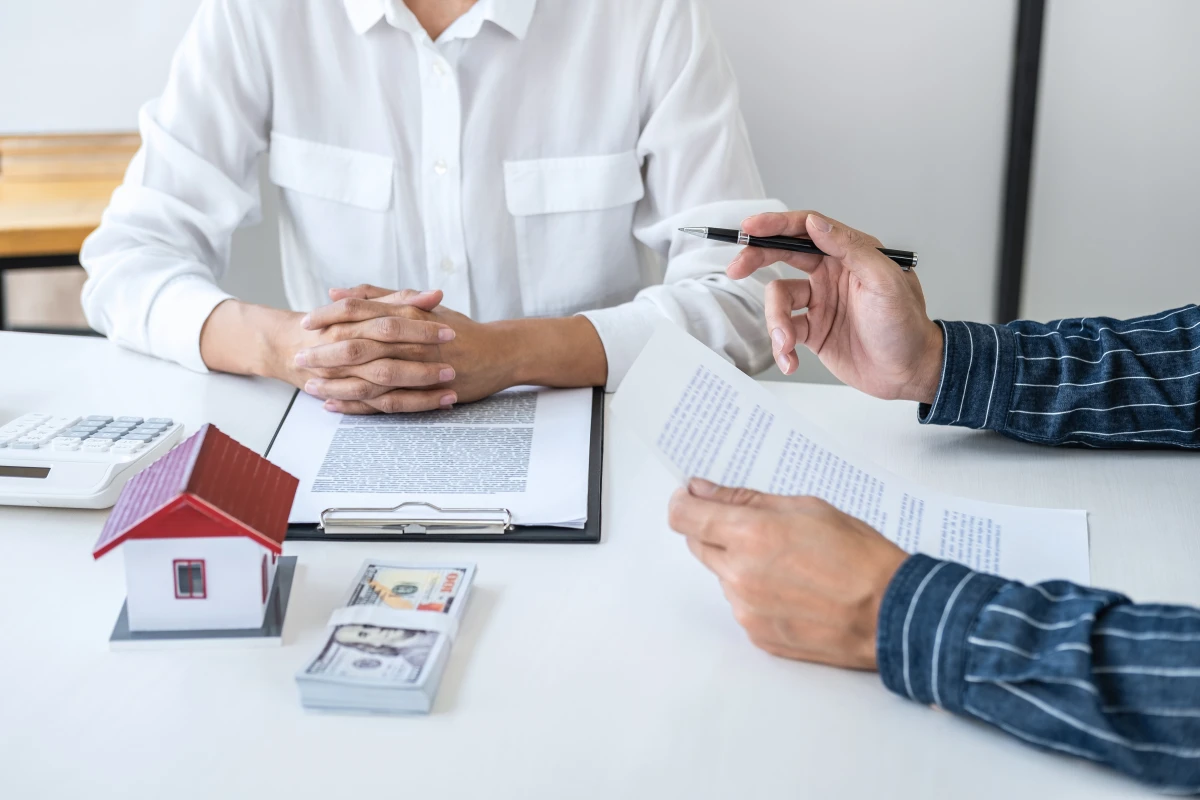Les garanties et assurances obligatoires en immobilier : ce qu'il faut savoir